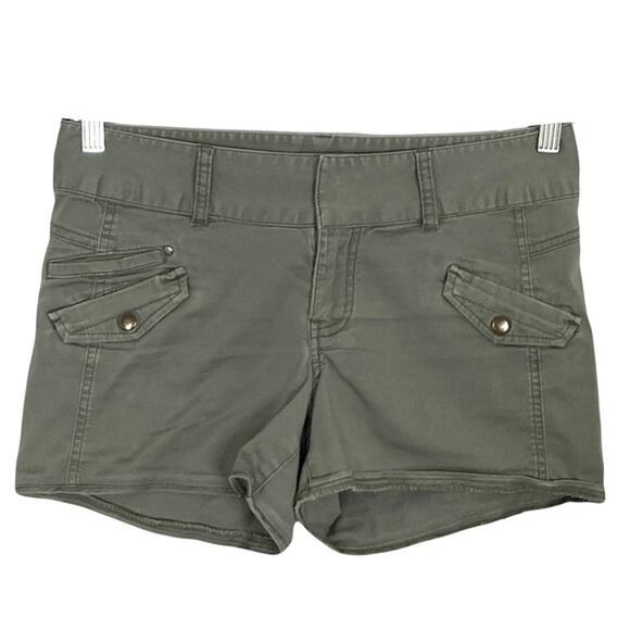 BFL Shorts 6 Green Stretch Flap Roll Hem 2 Button - Picture 1 of 5